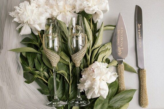 Wedding Engraved Glasses and Cake Cutting Set Wedding Gift | Etsy | Etsy (US)