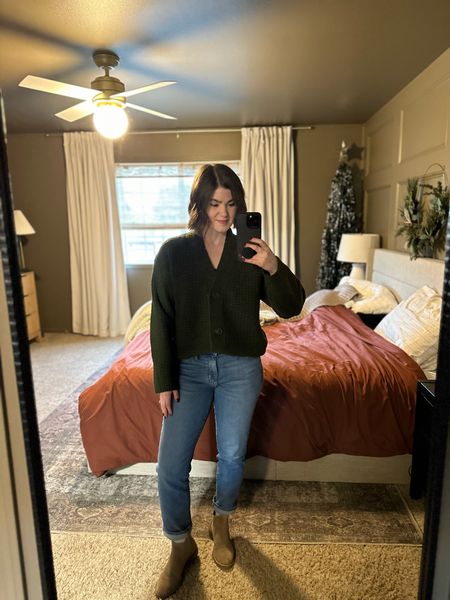 Loving this new cardigan from target and it’s currently 30% off! These new Steve Madden boots are going to be on repeat this winter as well! 

#LTKSeasonal #LTKstyletip #LTKworkwear