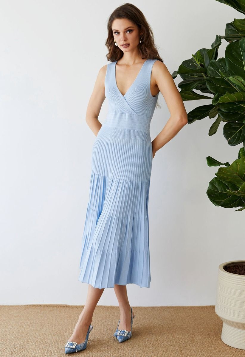 Cut Out Back Faux-Wrap Sleeveless Knitted Midi Dress in Blue | Chicwish