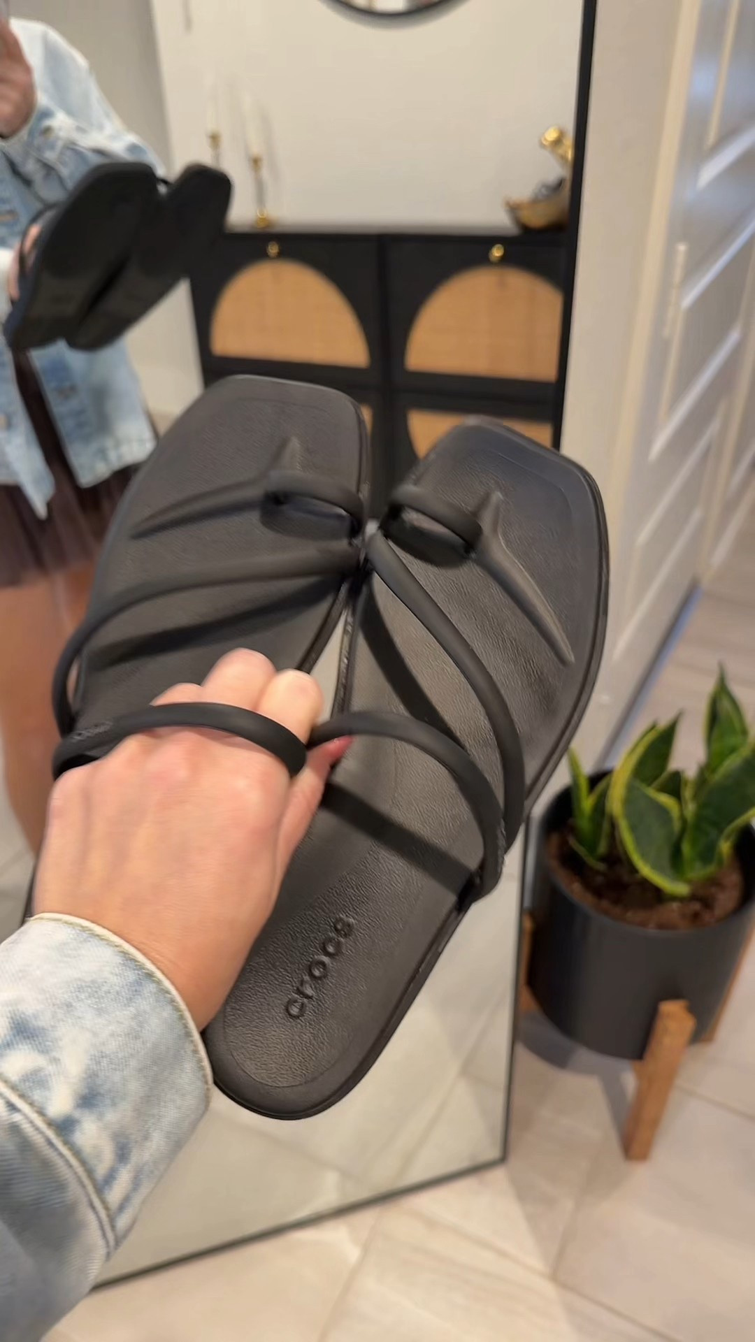 These sandals are so comfy and go with everything! Run TTS 

#LTKFindsUnder50 #LTKSaleAlert #LTKSeasonal