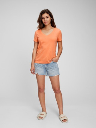 100% Organic Cotton Vintage V-Neck T-Shirt | Gap (US)