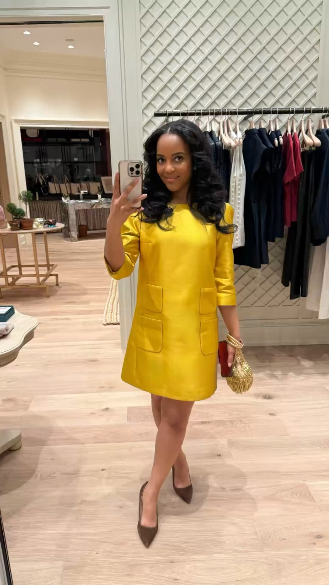 Tuckernuck Georgetown just reopened and I got an early look inside. Linking this beautiful  piece to add to a working wardrobe because of its classic construction, easy to style, and the kind of thing that holds up season to season.

I’m wearing a size small 

#LTKPetite #LTKWorkwear