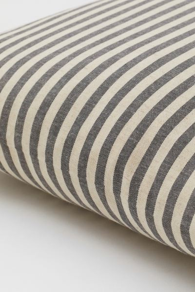 Kissenhülle aus Leinenmix | H&M (DE, AT, CH, NL, FI)