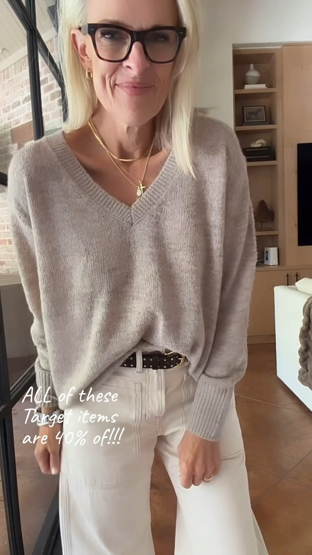 Target is 40% off all of these sweaters, tops, jackets!!
It was already very well priced but 40% off is crazy good 
But this ends TODAY! 10/7

Sized up 1-2 sizes in all tops and sweaters for looser fit ￼