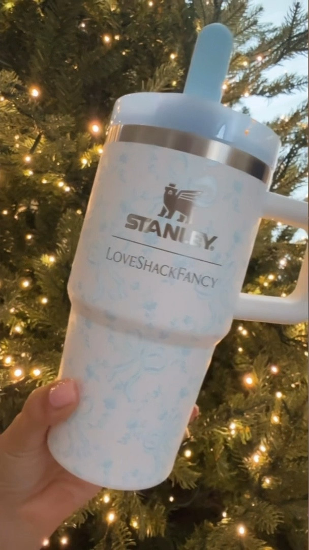 Holiday gift idea you don’t want to miss! It’s a want and a need. Always love a practical Christmas gift 

#LTKHoliday #LTKGiftGuide #LTKFindsUnder50