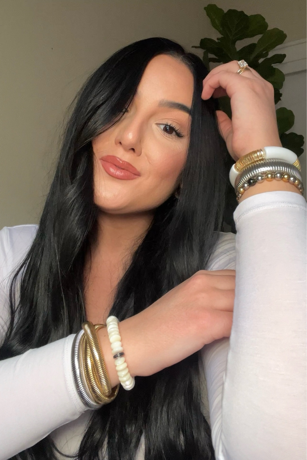 holiday bracelet stack 🎄✨ 

Allie+Bess knows what they’re doing when it comes to gorgeous, high-quality jewelry! This is the “Whimsical Winter” stack that is part of their new holiday collection! Use code “KELLIE20” for a discount on their website! 

#LTKGiftGuide #LTKSeasonal #LTKHoliday