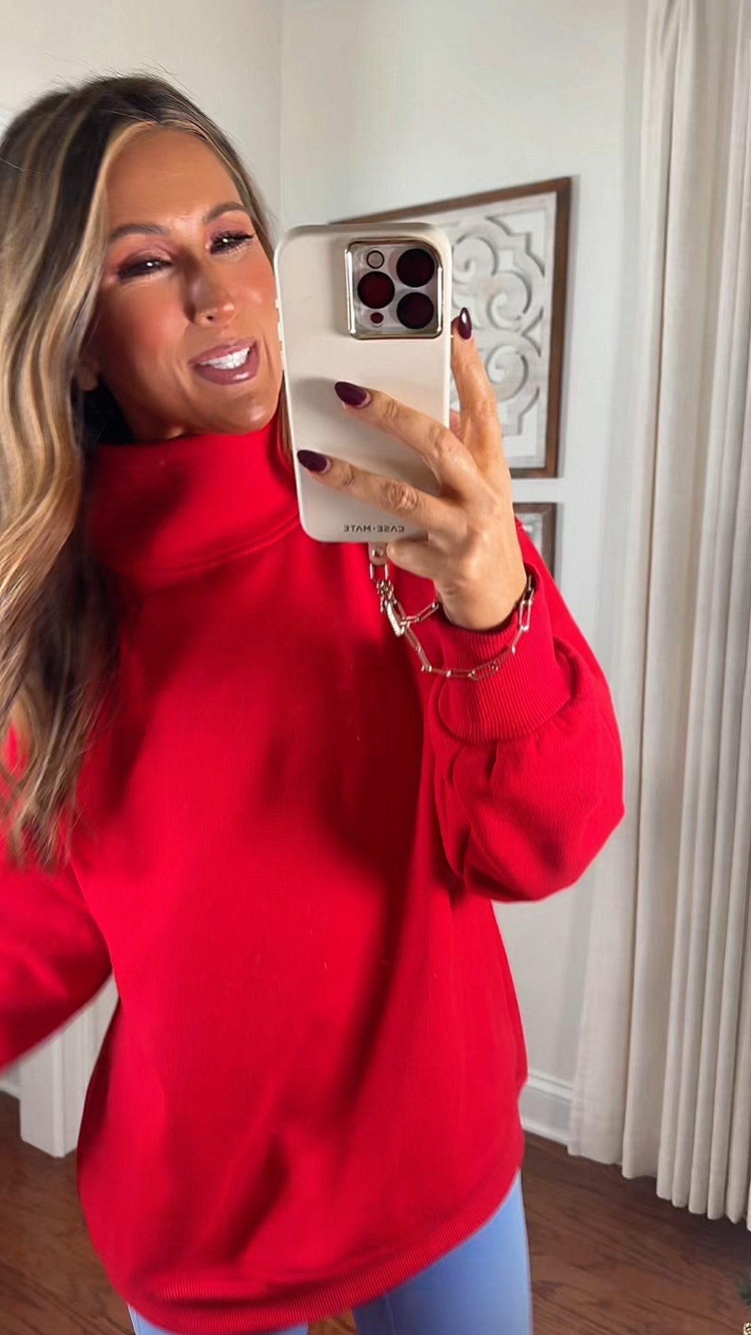 The Cozy Oversized Mockneck You’ll Wear All Winter ❤️❄️

This oversized mock-neck sweater is EVERYTHING for winter — cozy, soft, and perfectly slouchy without being too heavy. The bold red is gorgeous for holiday events, school spirit days, and everyday mom style 🎄❤️

✨ Why it’s a must-have:
✔️ Oversized fit = comfy + flattering
✔️ Soft knit you’ll want to live in
✔️ Works with leggings, jeans, skirts, puffer vests
✔️ Perfect for holiday photos & game-day red
✔️ Under $30!

It’s one of those sweaters you throw on and instantly feel cute + put together with zero effort.
Linked here so you can grab your size before colors sell out ❤️👇

#HolidayHustle #TikTokShopHolidayHaul #TikTokShopCreatorPicks #FashionDeals #mockneck 
@Fisoew Fashion 


#LTKGiftGuide #LTKmomlife #LTKootd