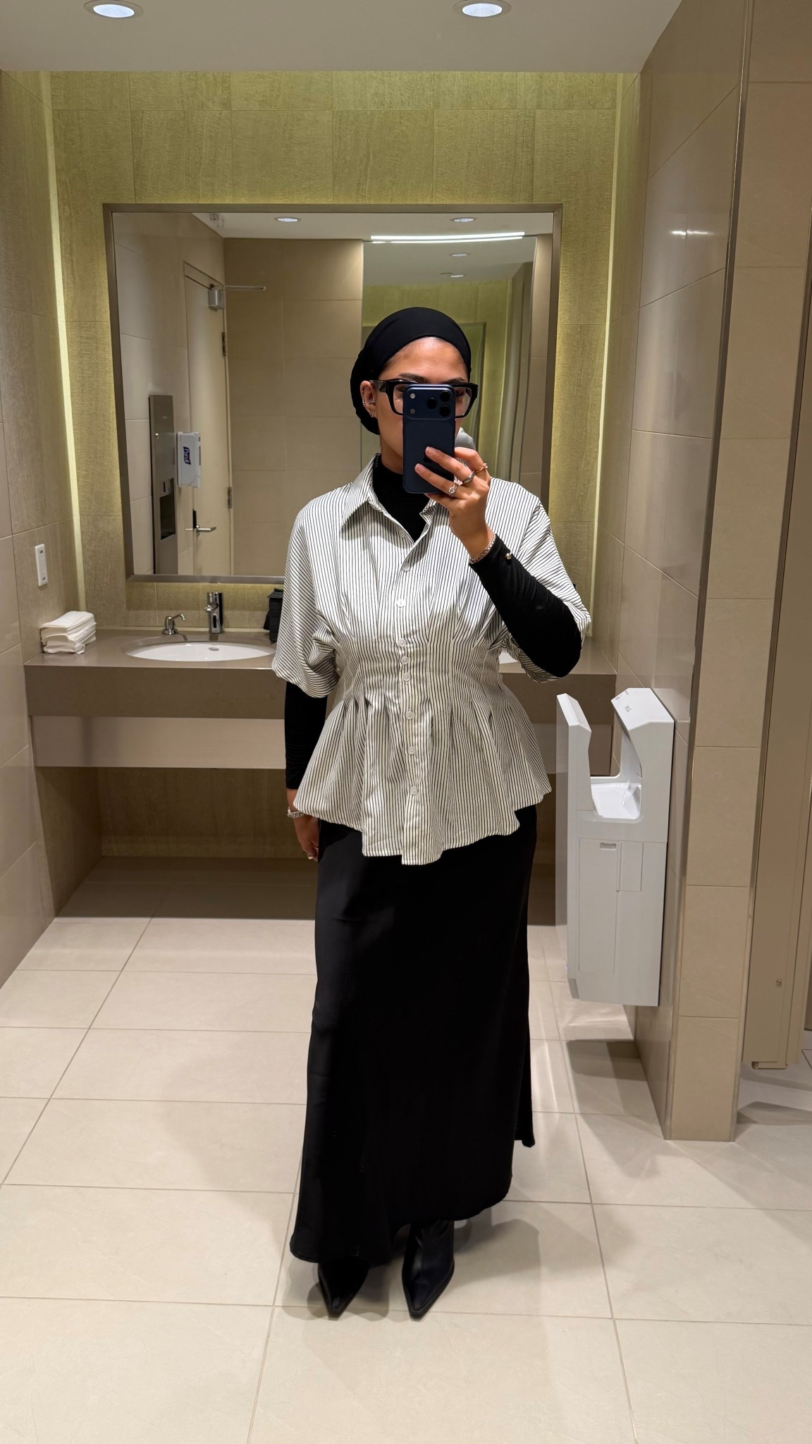 modest office ootd

#LTKmodest #LTKworkwear #LTKcanada