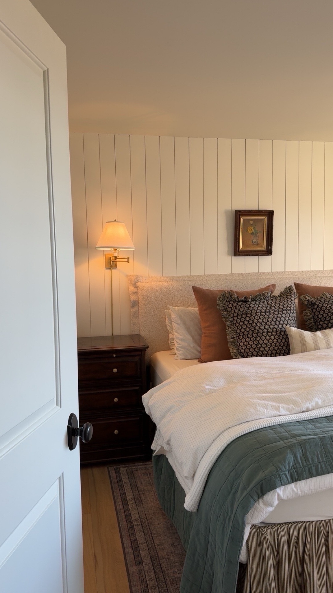 Our bedroom decor 🛏️

#LTKHome #LTKSeasonal