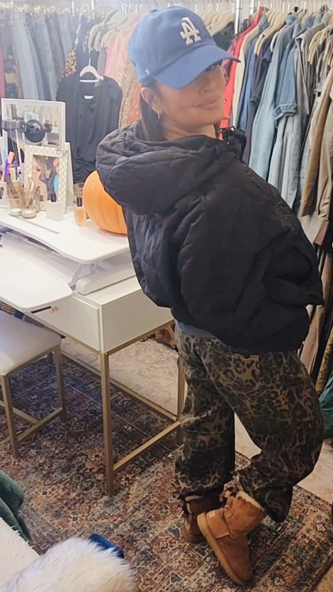 The most perfect outfit for any game! The jacket is everything & more. Has a huge kangaroo pocket & two side pockets to keep all your things so no purse is needed. I’m wearing a large. Cozy & warm. Pants are a size large.

#LTKgame
#gameoutfit


#LTKStyleTip #LTKFitness #LTKActive