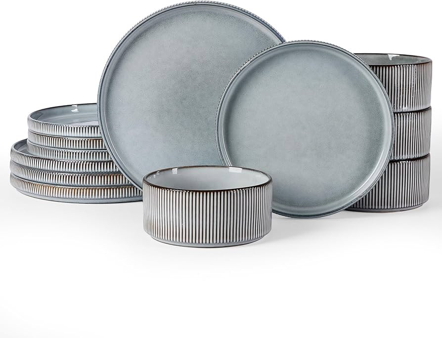 Famiware Star Stoneware Dinnerware Set, Reactive Glaze Plates & Bowls for 4 | Amazon (US)