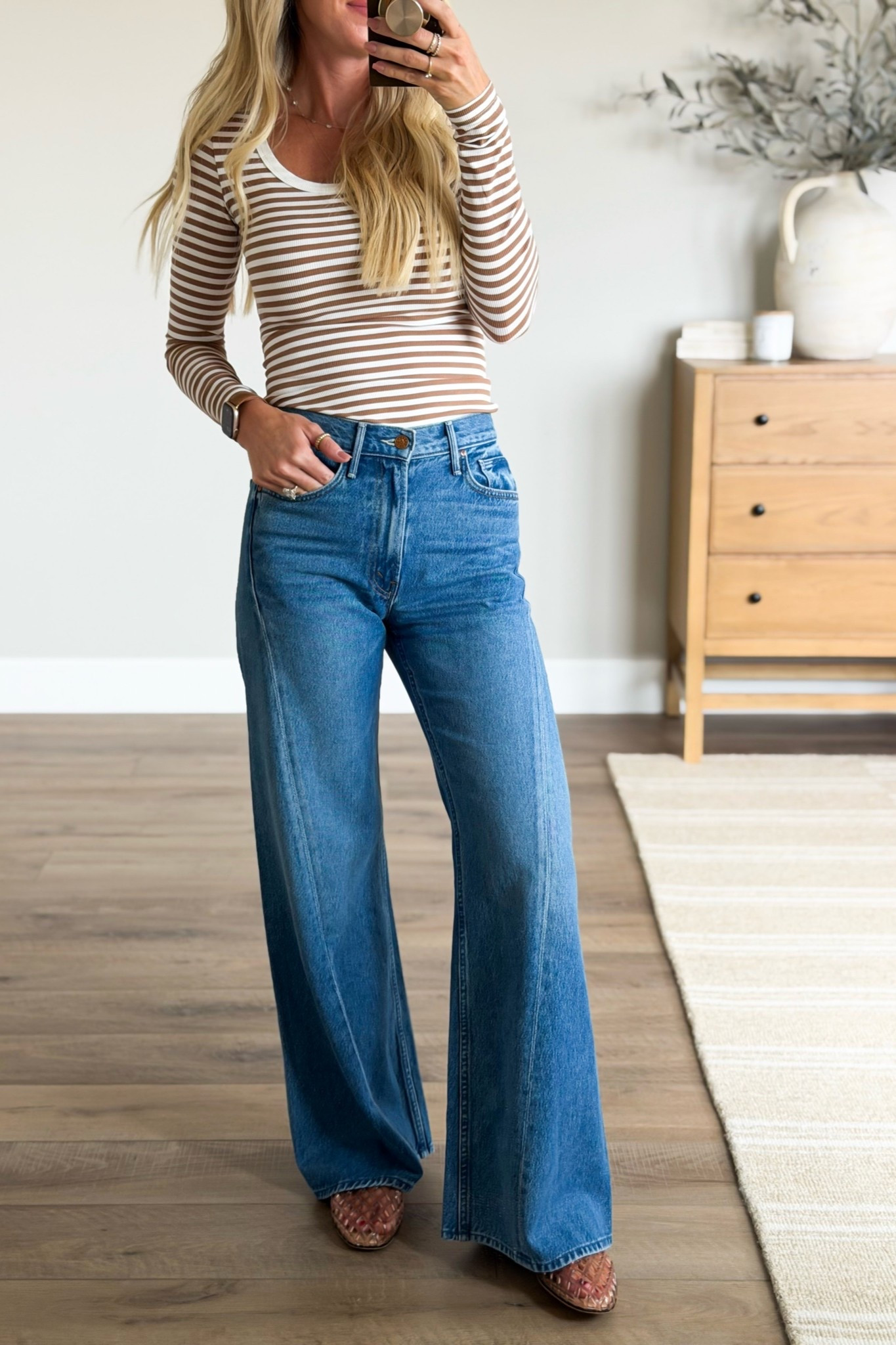 Seriously the most flattering jeans - totally worth the splurge!

#LTKootd #LTKmomlife #LTKSeasonal