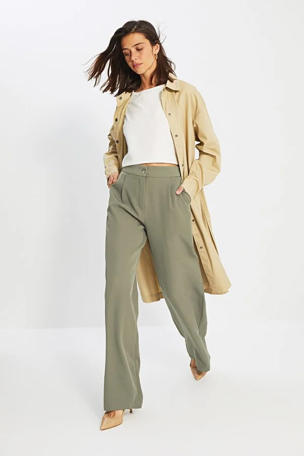 Trendyol Collection Helle Khaki-Hose mit weitem Bein/Webhose mit weitem Bein TWOAW22PL0139 Fast a... | Trendyol DE
