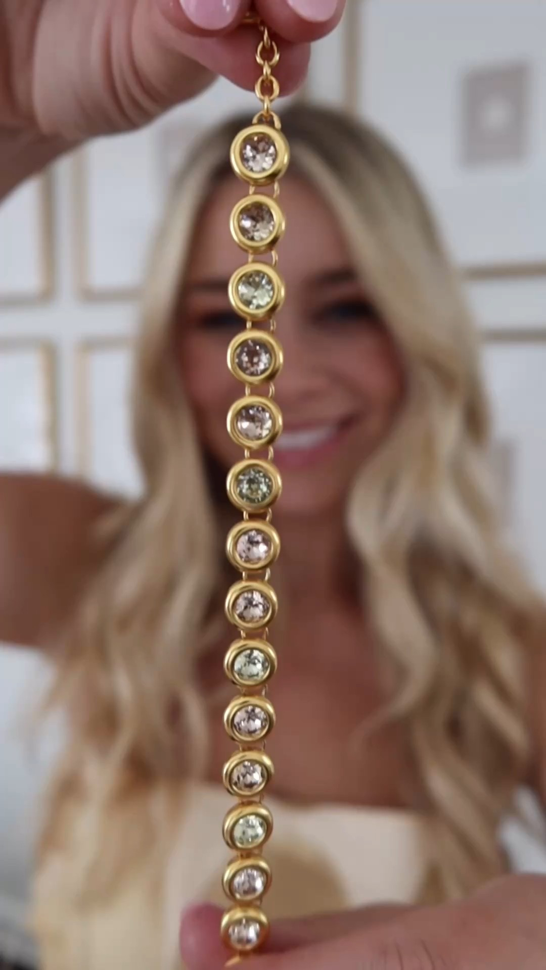 Fall looks 🍂💛


#falloutfits #outfitinspo #fashion #styleinspo #julievos #armparty #ootdfashion #weddingguest #datenight #sweaterdress

#LTKStyleTip #LTKSeasonal #LTKParties