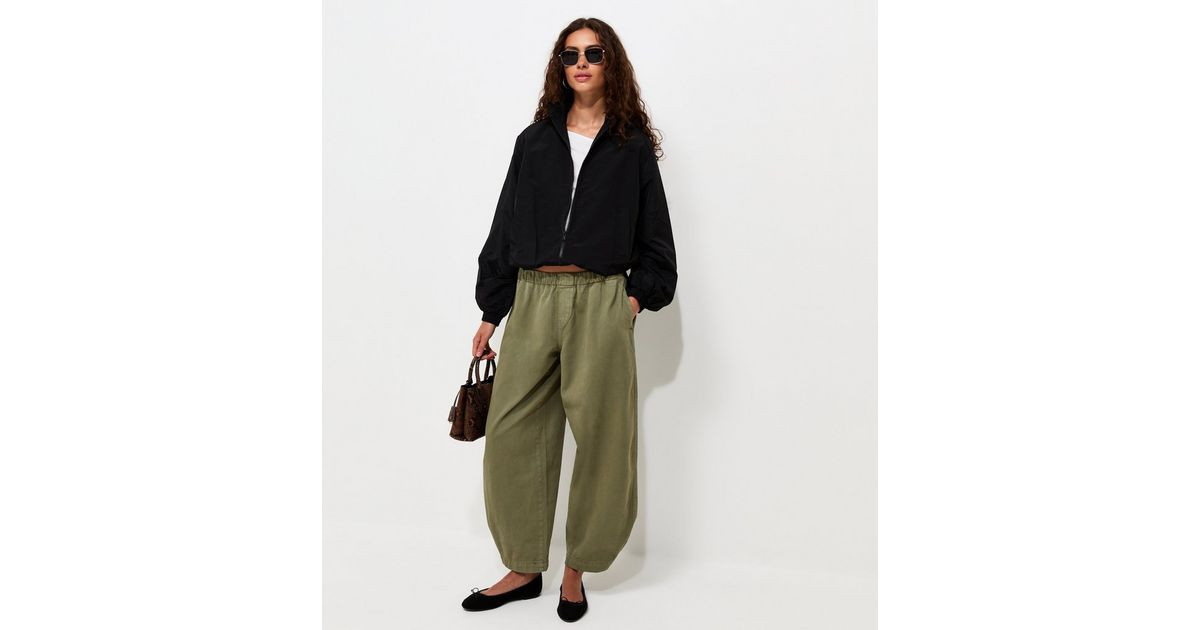 Women's Khaki Cotton Barrel Leg Adjustable Taper Trousers New Look | New Look (UK)