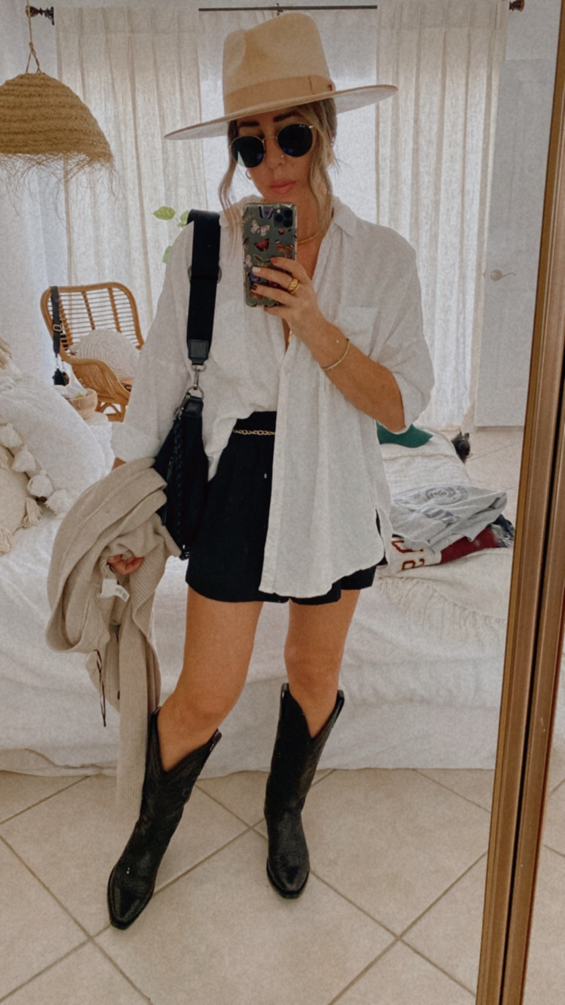 Weekend Outfit! Can’t get enough western vibes! 



#LTKSale #LTKSeasonal #LTKshoecrush