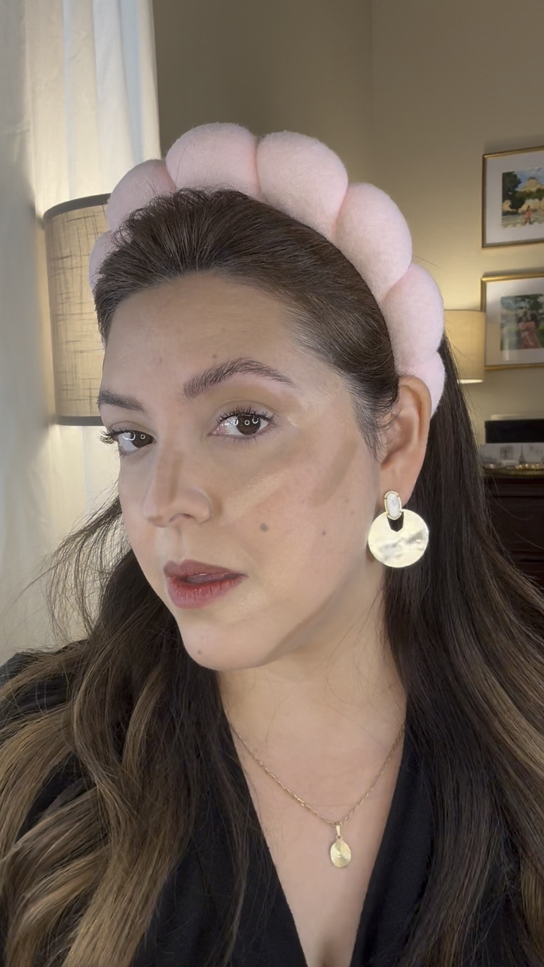 Highlight and Contour duo! These sticks are amazing! Soft like butter and super easy to blend!! 

#makeup #beauty #contour #highlight #highlightandcontour #beautyproducts #drugstoremakeuo #maybelline 

#LTKBeauty #LTKMostLoved