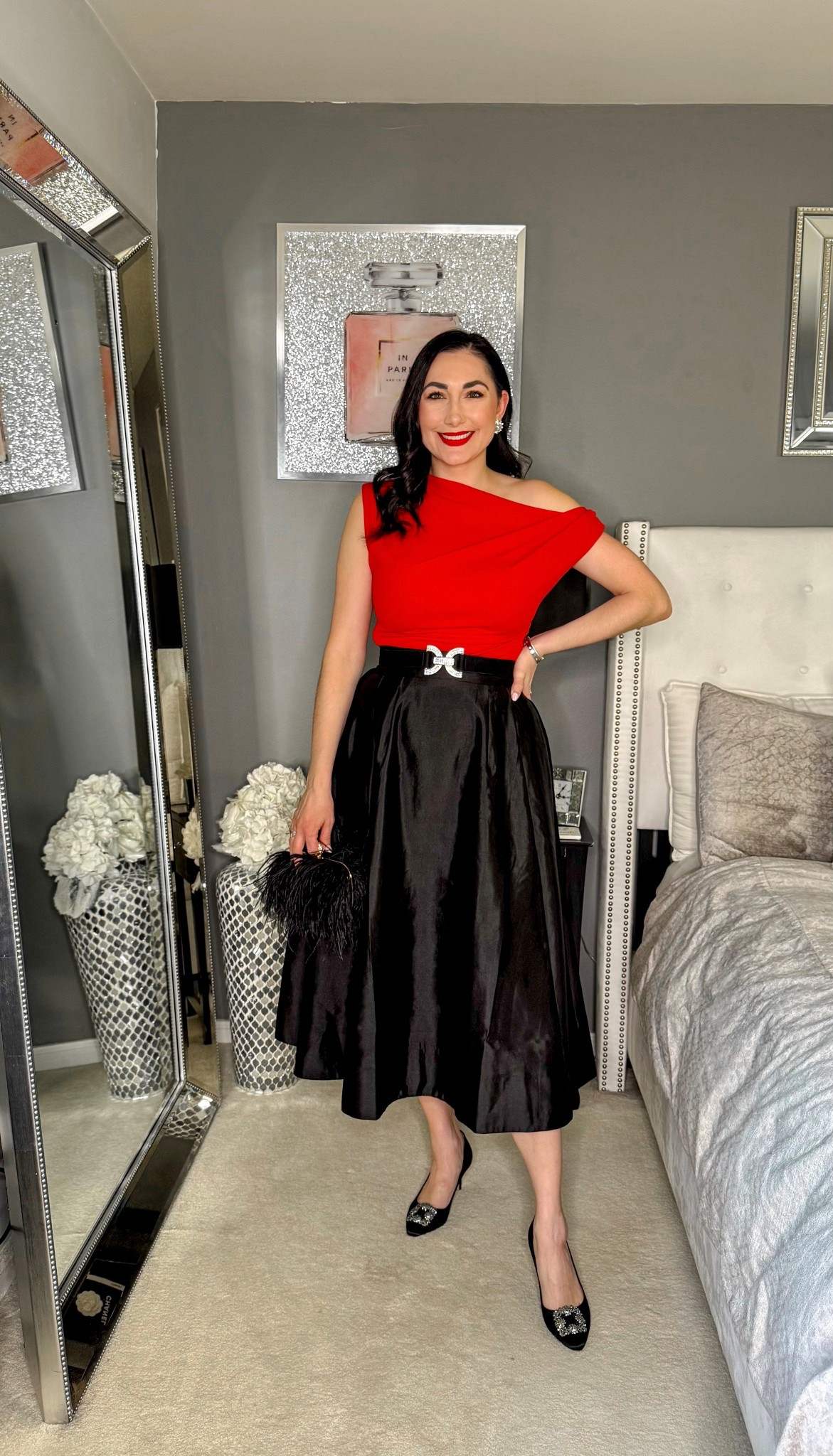 Galentine’s day outfit ❤️🖤

Red asymmetrical top 
Black midi skirt size small
Black heels with crystal buckles 

Valentine’s Day outfit 
Date night outfit 
Elegant outfit 
Chic outfit 

#LTKBeauty #LTKootd #LTKValentine