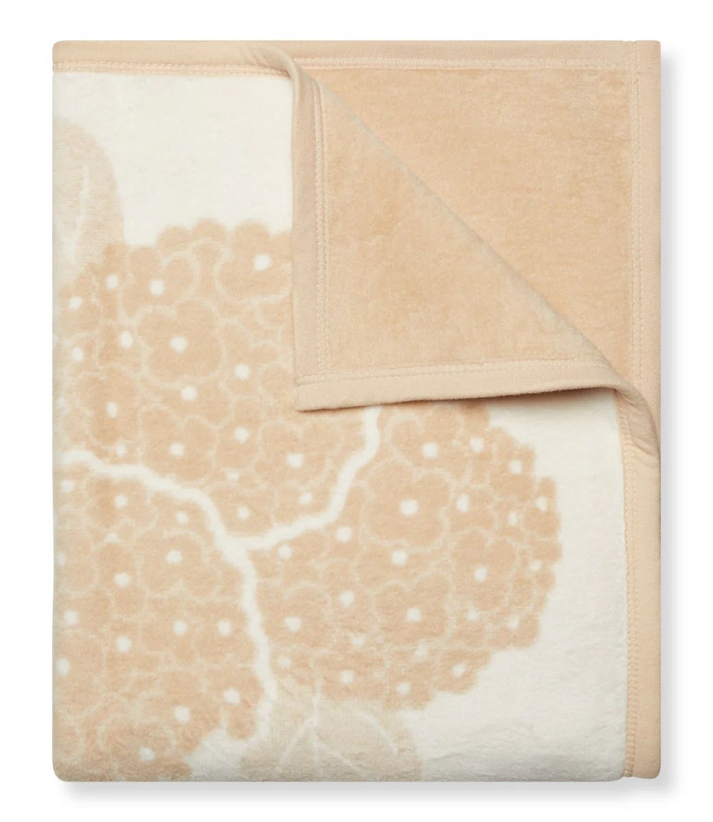 Hydrangeas Oak Blanket | ChappyWrap