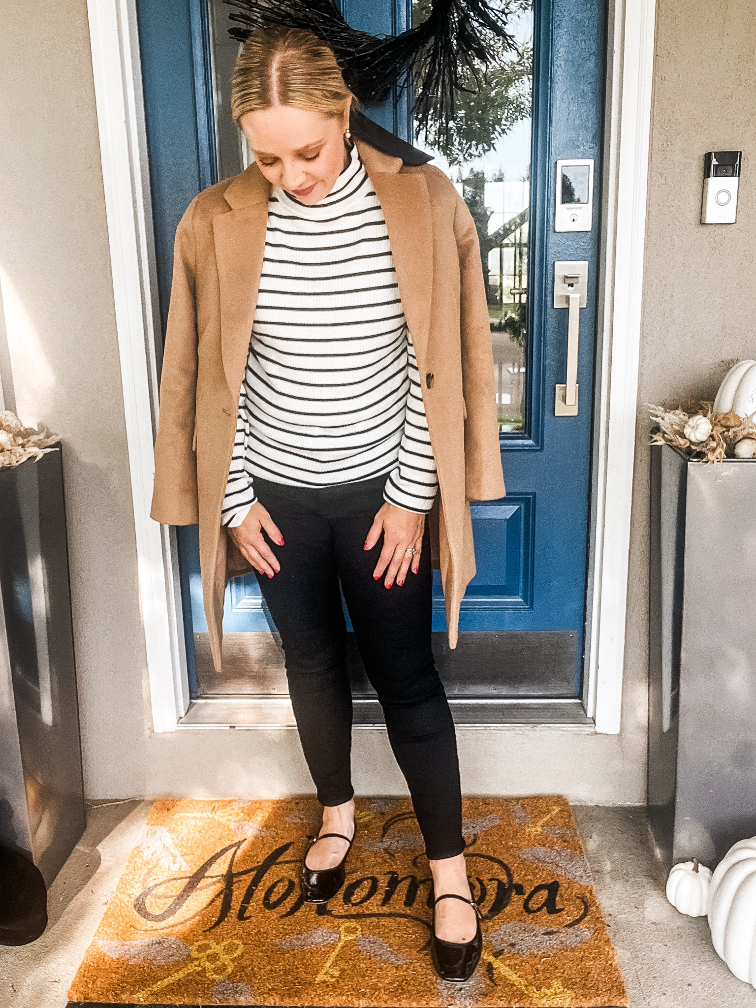 This camel coat is such a great wardrobe stable! Fits tts, wearing small petite. Regular petite jeans were too snug and I went with 4 petite curvy fit instead. Sized down to xs in this striped sweater.
Fall outfit. Petite. Fall fashion. Halloween. Fall coat. Camel coat. 
