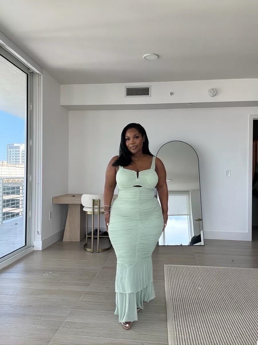 This green ruched dress is perfect for summer weddings! 🌷

Size: XL

Use code EMMYXSPANX for $$ off my shapewear!! 

Summer dresses, summer outfits, wedding guest dresses summer, Emmy Petit

#LTKMidsize #LTKPetite #LTKWedding