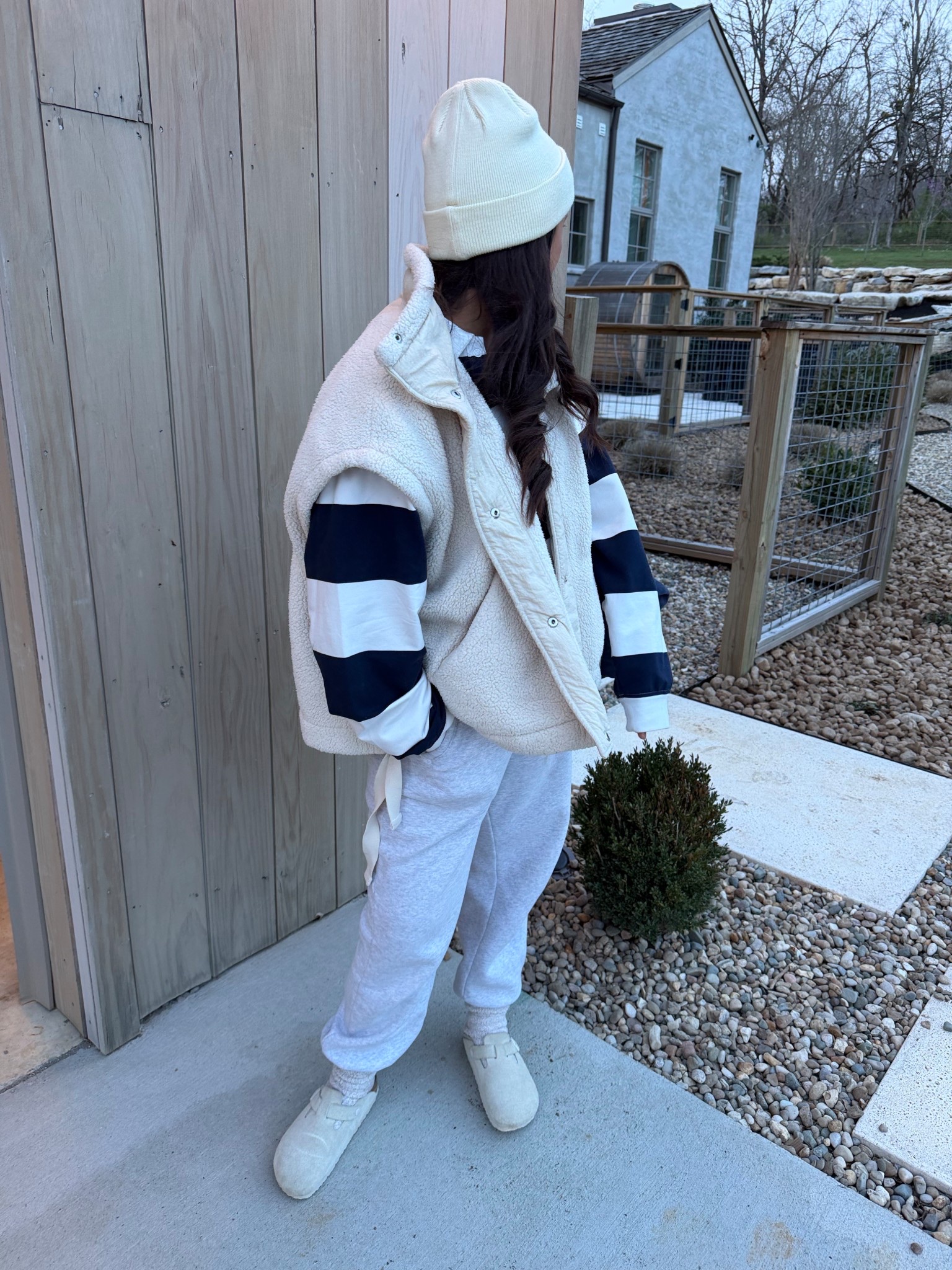 Top is not available anymore but linking a super similar one! 

Top: xl
Bottoms: large 

Dressupbuttercup.com #dressupbuttercup #dederaad


#LTKdayinmylife #LTKmomlife #LTKootd