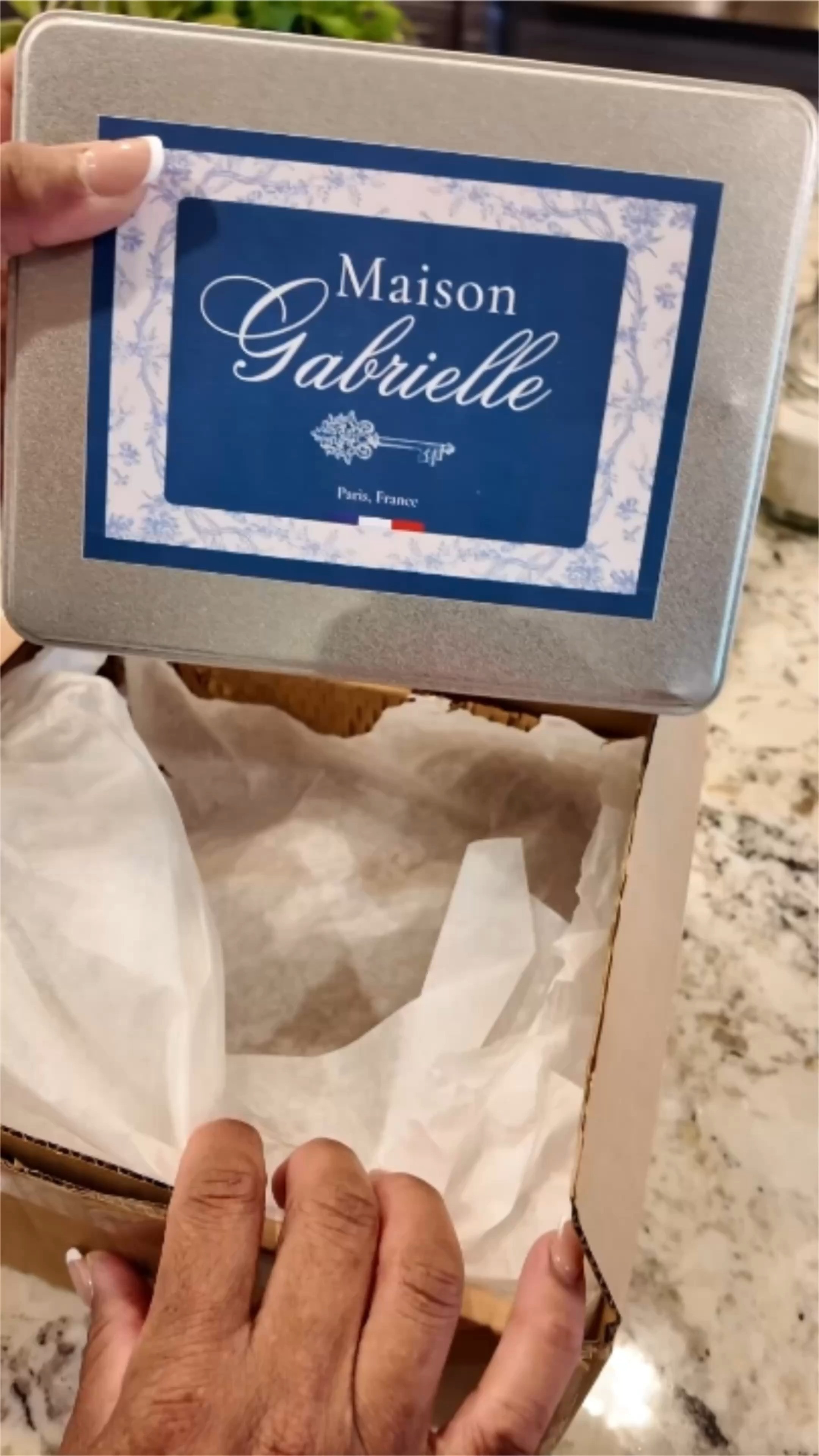 What’s better than unboxing a luxury handbag? Unboxing my Maison Gabrielle seasonal spice box! ✨

This subscription is pure culinary luxury. 🌟 Handpicked spices, exclusive recipes, and those adorable spice spoons make me feel like I could cook in a Michelin-star kitchen! If it does this for me, imagine how it could transform your cooking. 🍴@maisongabriellefrance

🔥 Everyone gets 10% off any purchase, including the subscription box! Just use code JustJeannie at checkout.

👉 Ready to elevate your meals? Comment SPICE below to receive the link or find it in my bio: https://maisongabriellefrance.com/JUSTJEANNIE. Let’s make this season delicious! 🌿

Tell me what are your go to spices or seasonings when you cook?
 

 #LTKGiftGuide #LTKSeasonal #LTKHome