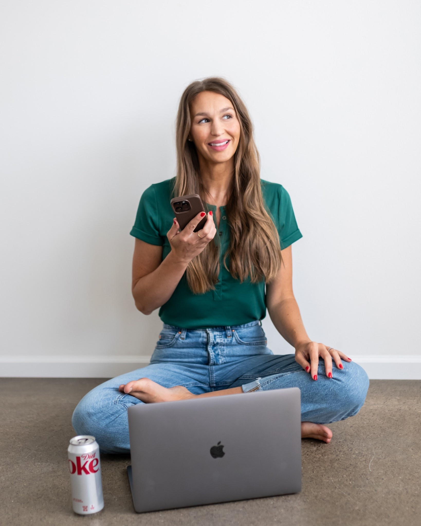 Easy breezy $10 ribbed tee. Easy way to elevate a casual outfit. 21 colors to choose from 😱

#LTKFindsUnder50 #LTKSaleAlert