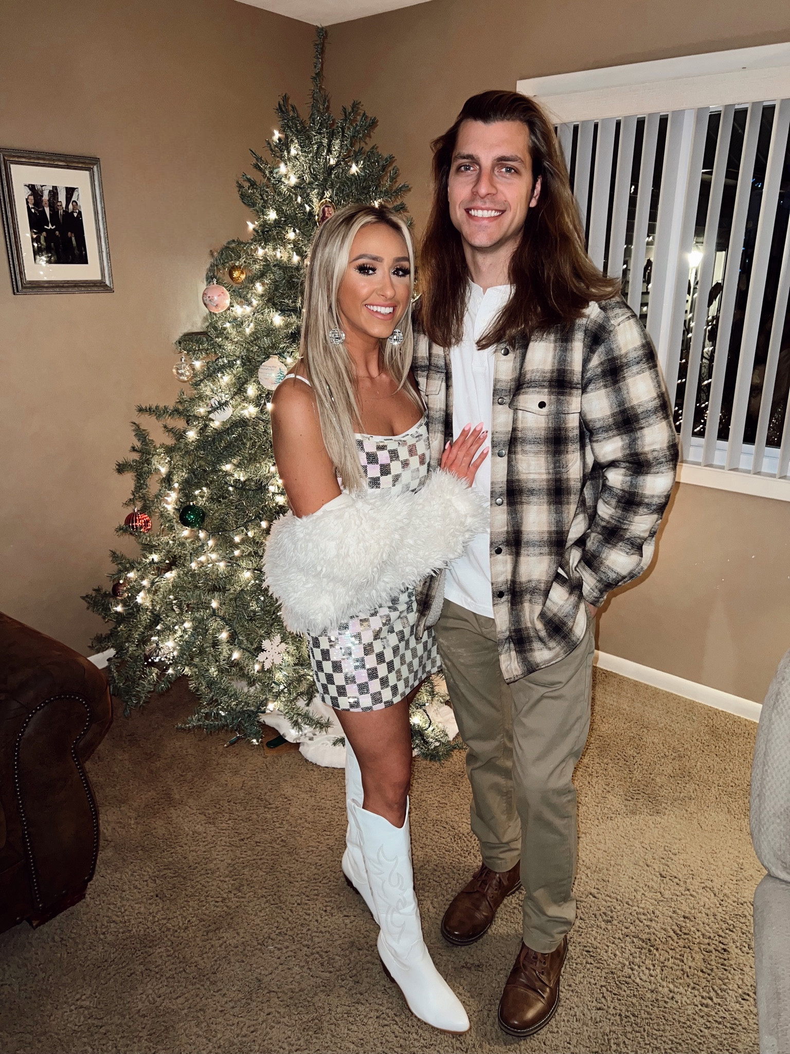 Christmas party ready 🪩✨❄️



Christmas party, New Year's Eve dress, Christmas outfits, western outfits, Nashville outfits, white cowgirl boots, pink lily, faux fur coat, winter wonderland party, knee high boots, disco ball earrings, mom style, white fur coat, self tanner, makeup essentials, charlotte tilberry, Christmas tree, date night look, puffer vest, winter coat

#LTKfamily #LTKSeasonal #LTKHoliday