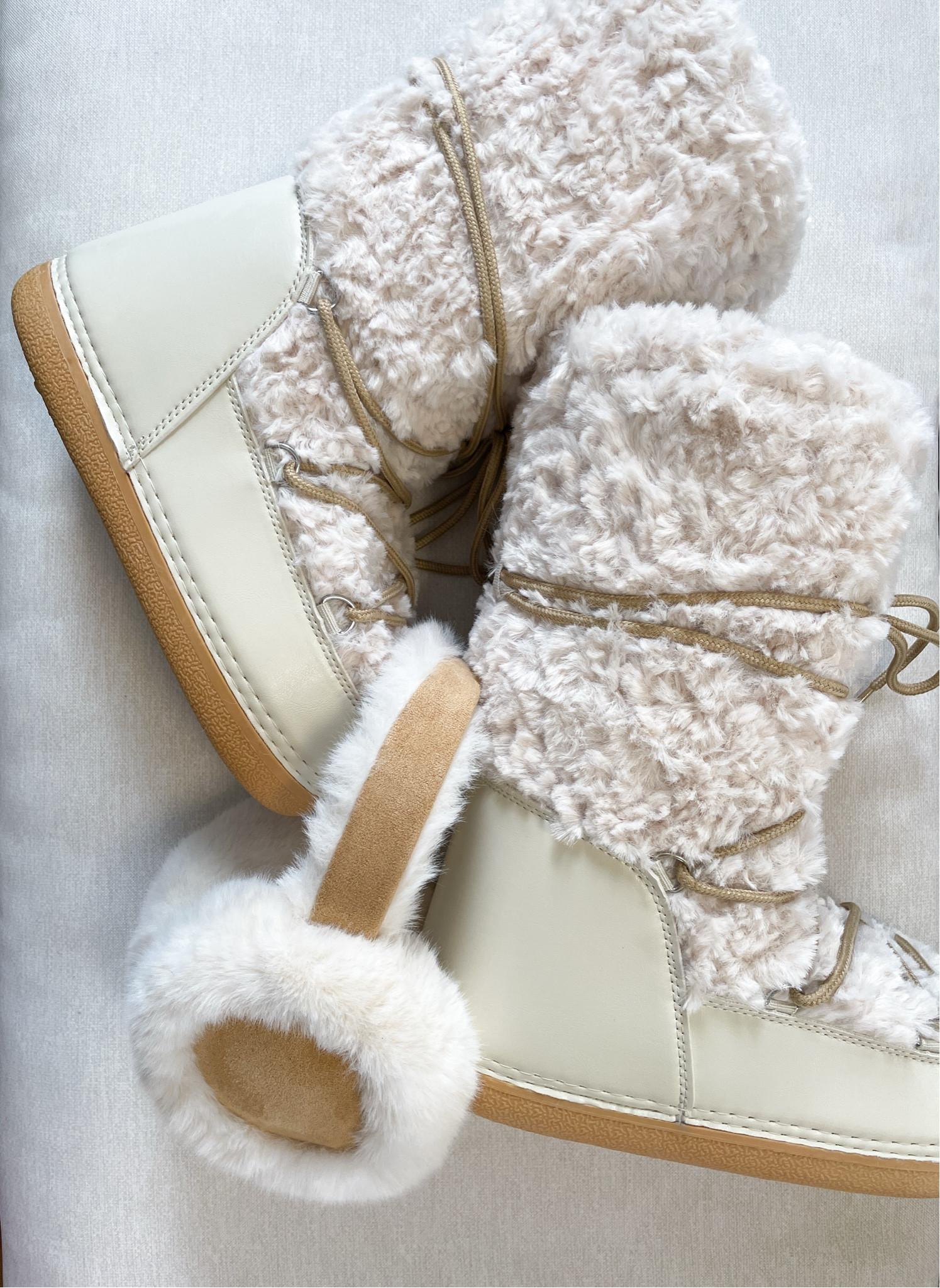 Cozy but cute 🤍🧸⛄️

Ear muffs, snow shoes, snow boots, moon boots, snow fashion, winter fashion, winter trends, winter looks, fur boots, fur shoes, faux fur, amazon fashion, amazon style  

#LTKShoeCrush #LTKSeasonal #LTKStyleTip