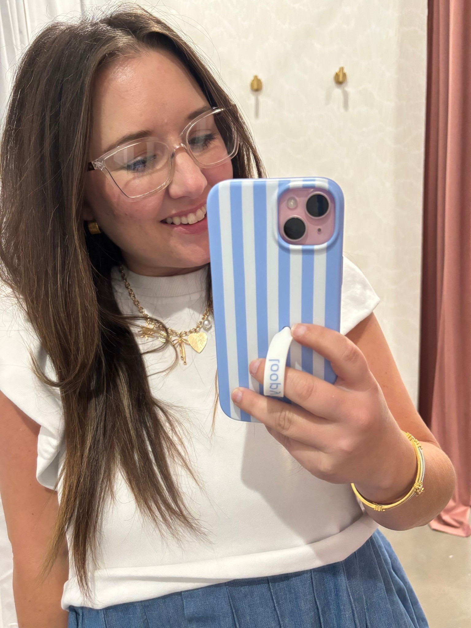 New loopy case for summer I’m obsessed with! 

#LTKStyleTip #LTKHome #LTKGiftGuide