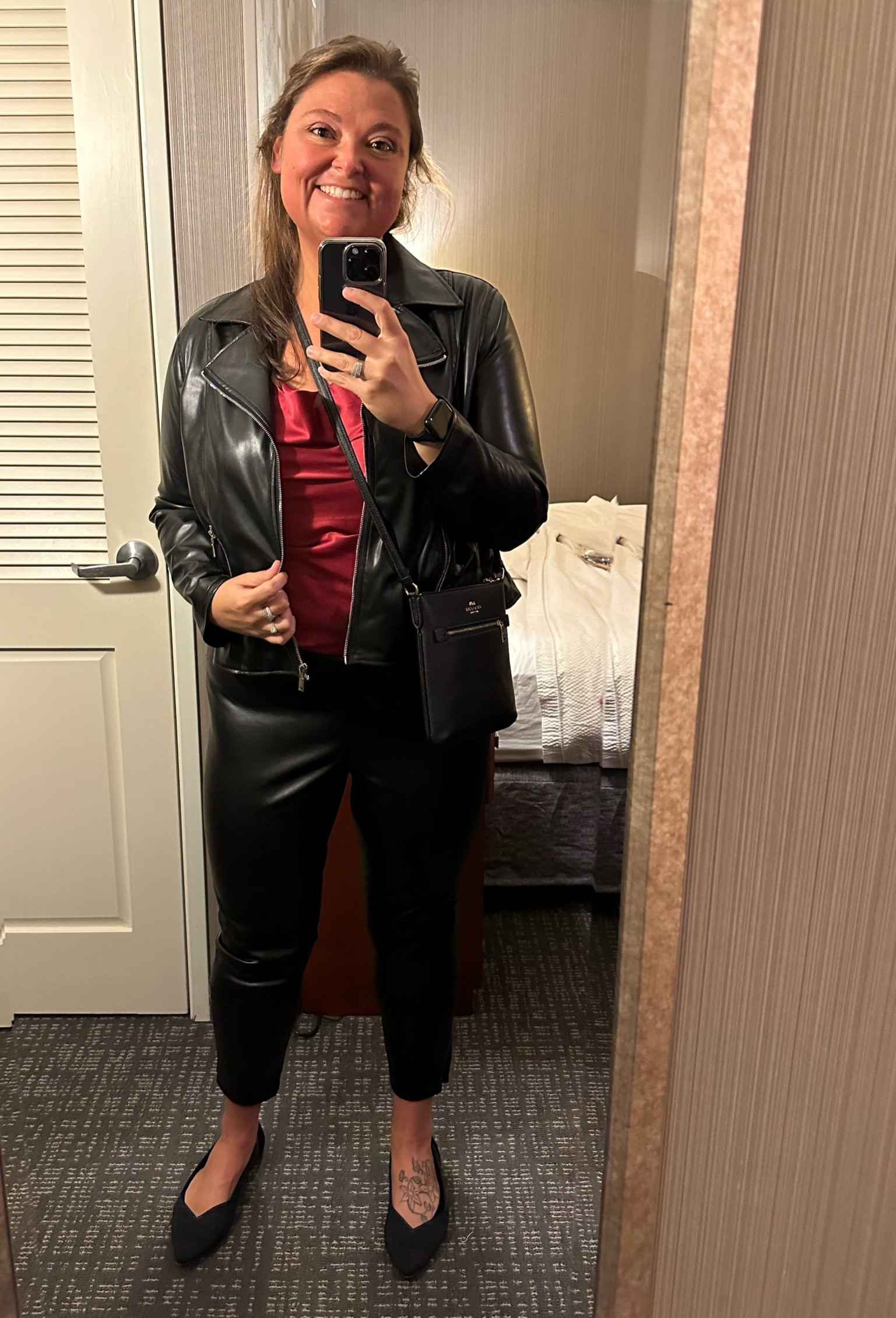 Hitting the town

#LTKmidsize #LTKtravel #LTKstyletip