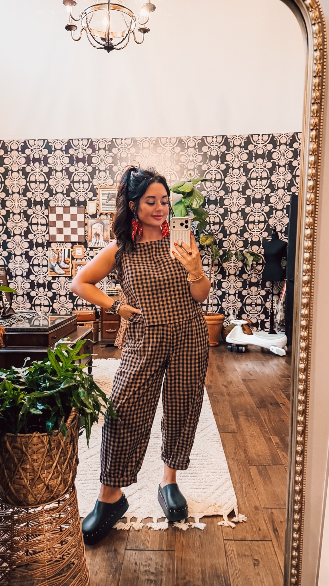 Does this outfit scream FALL or what! Literally the best matching set for a good transitional outfit going into cooler weather!

#LTKootd #LTKU #LTKSaleAlert