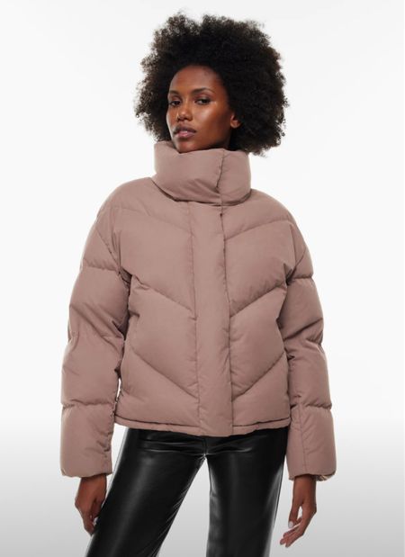 Such a high quality, classic winter coat!

#LTKSeasonal #LTKSpringSale #LTKsalealert