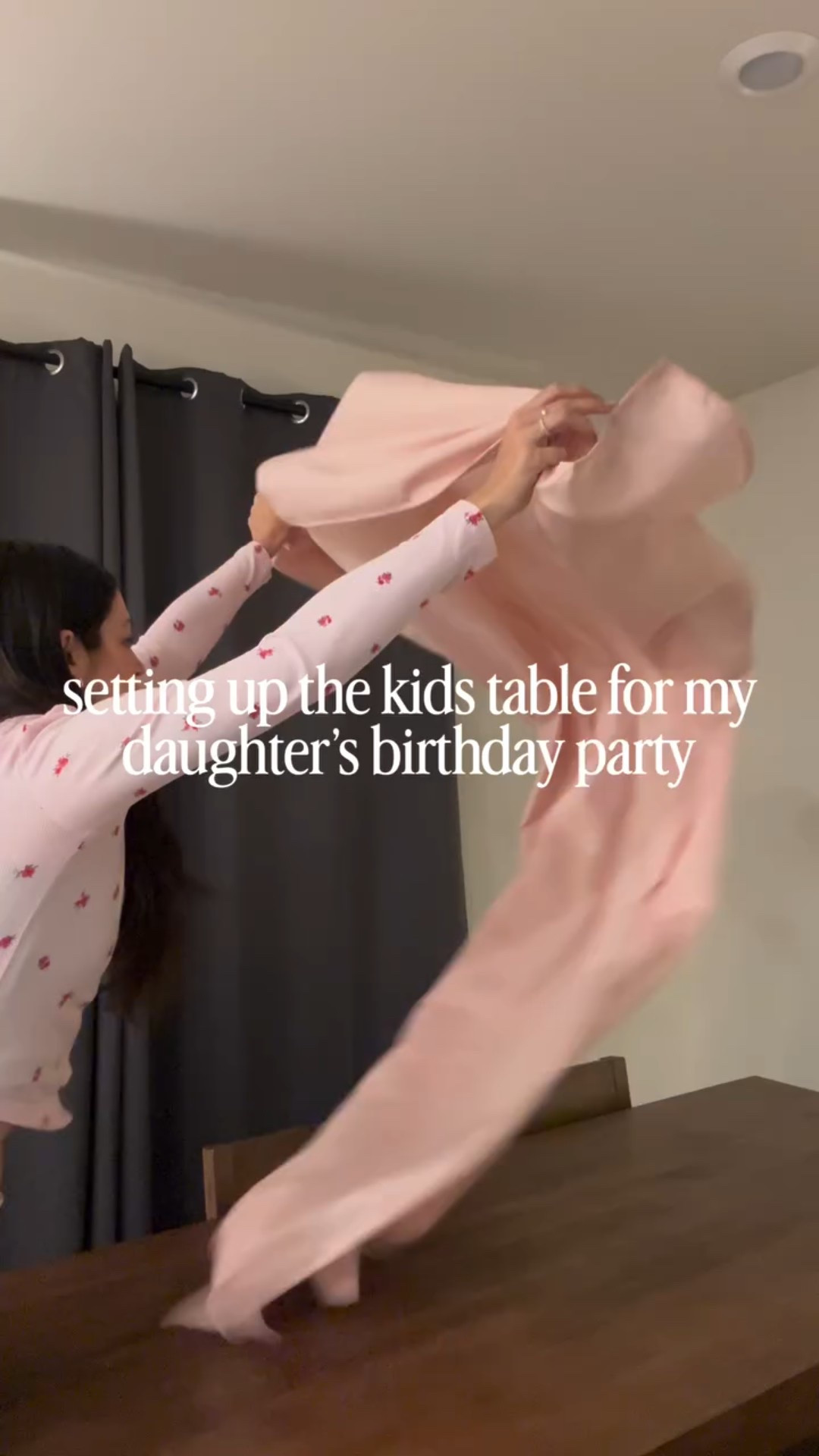 Kids table for my daughter’s Enchanted FOUR-est themed birthday party 🧚🦋🌸

#4thbirthday #birthdayparty