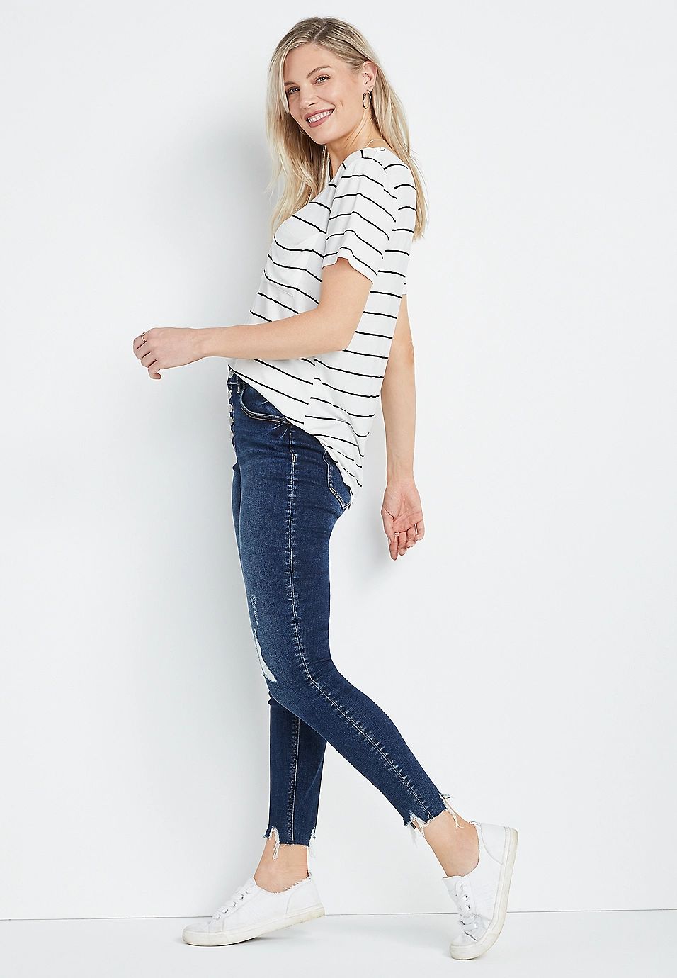 24/7 White Striped Pocket Tee | Maurices