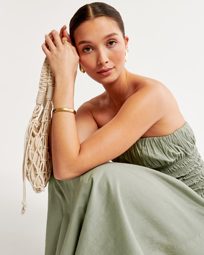 Strapless Drop-Waist Smocked Maxi Dress | Abercrombie & Fitch (US)