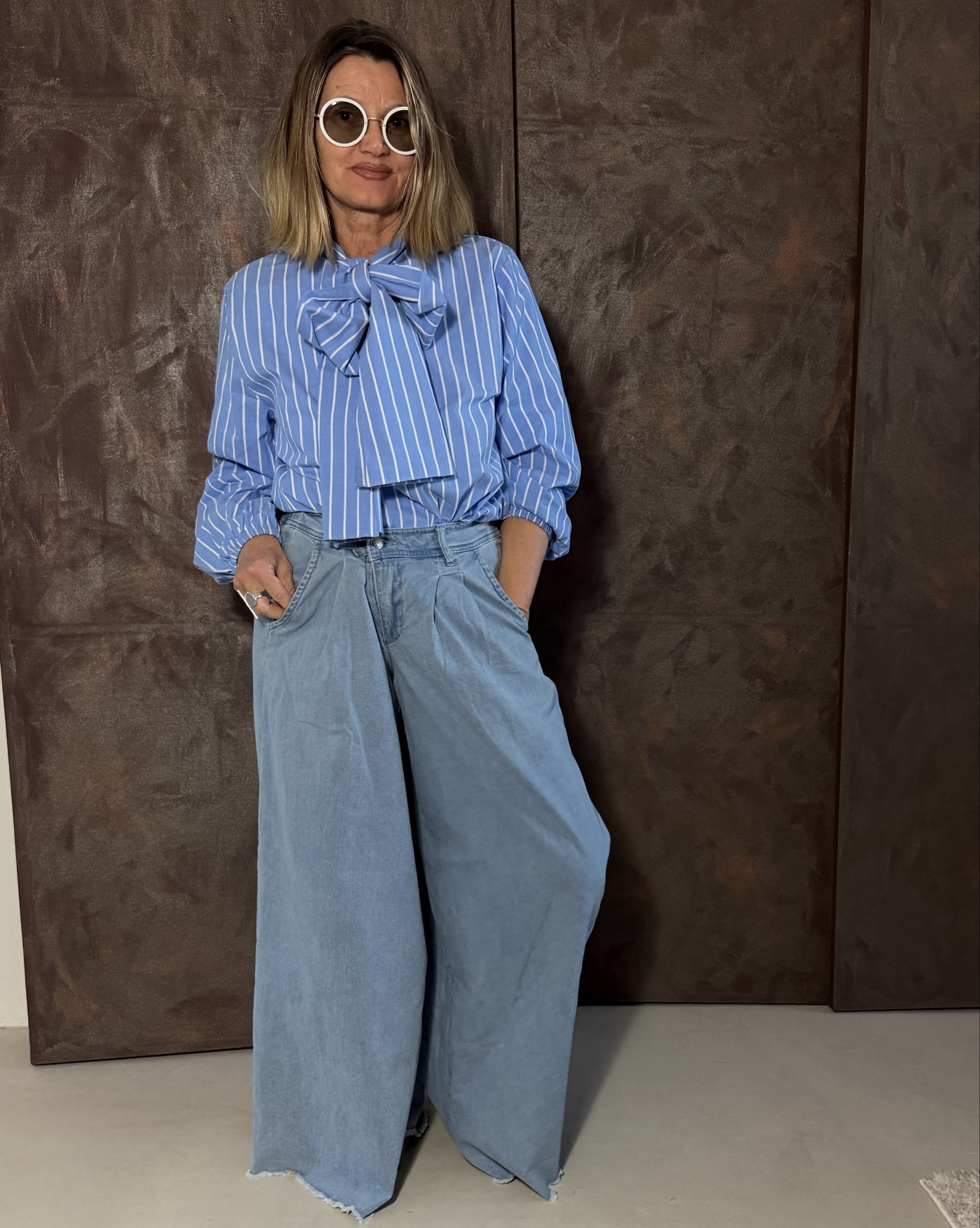 Mein Ootd in hellblau 🩵
Denim und Schluppenbluse 

Dailylook Stilblockstyle 

#LTKjeans #LTKspring #LTKstyletip