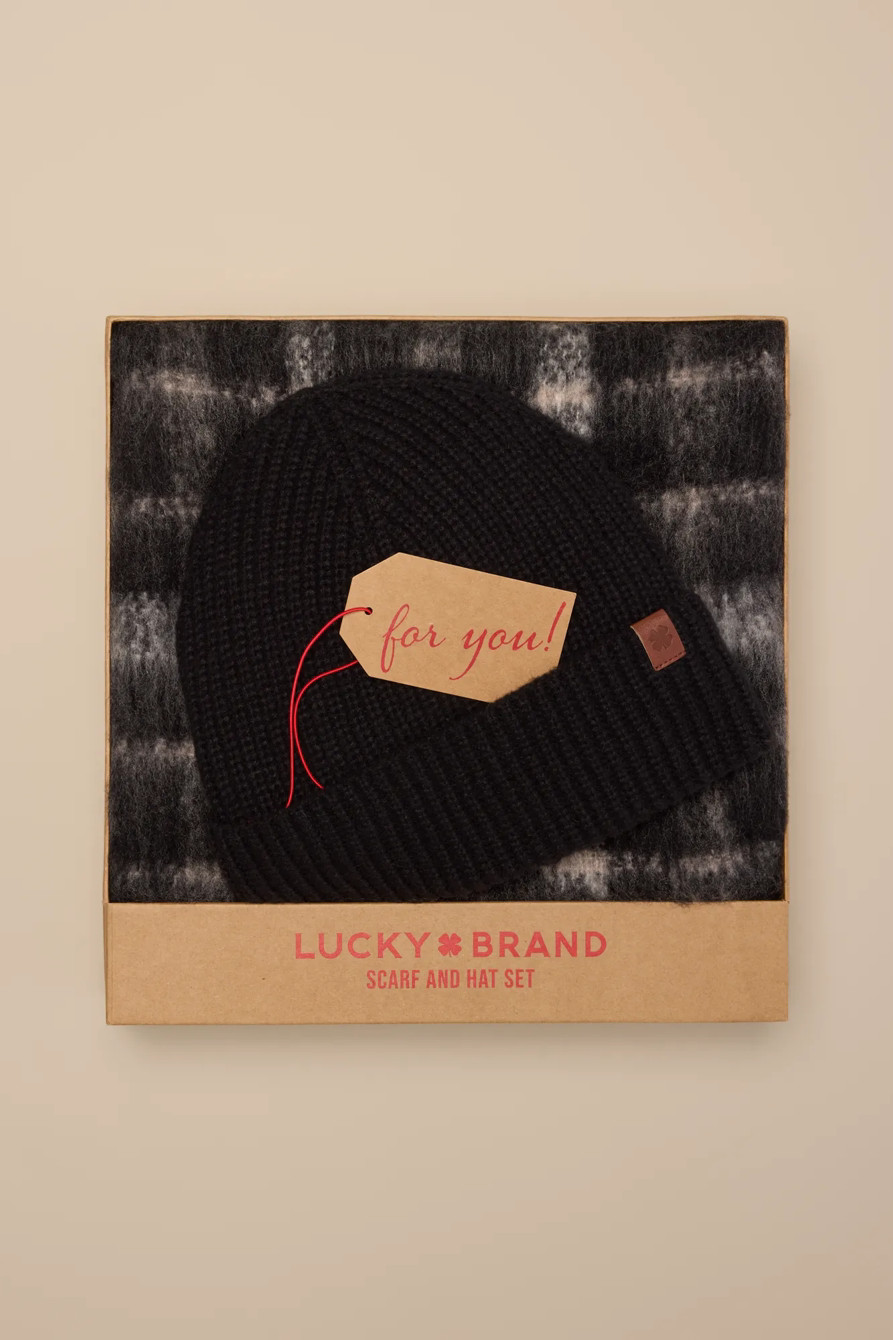 SCARF AND HAT BOX SET | Lucky Brand