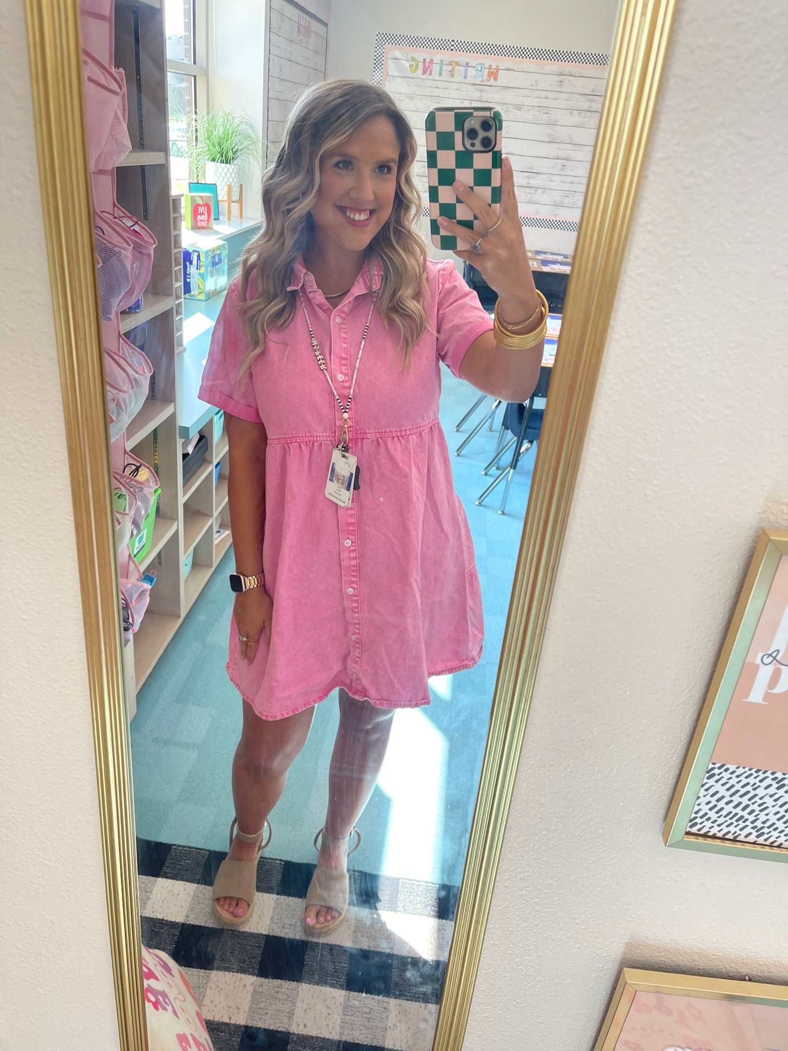 Hot pink denim button down dress 

#LTKStyleTip #LTKFindsUnder50 #LTKWorkwear