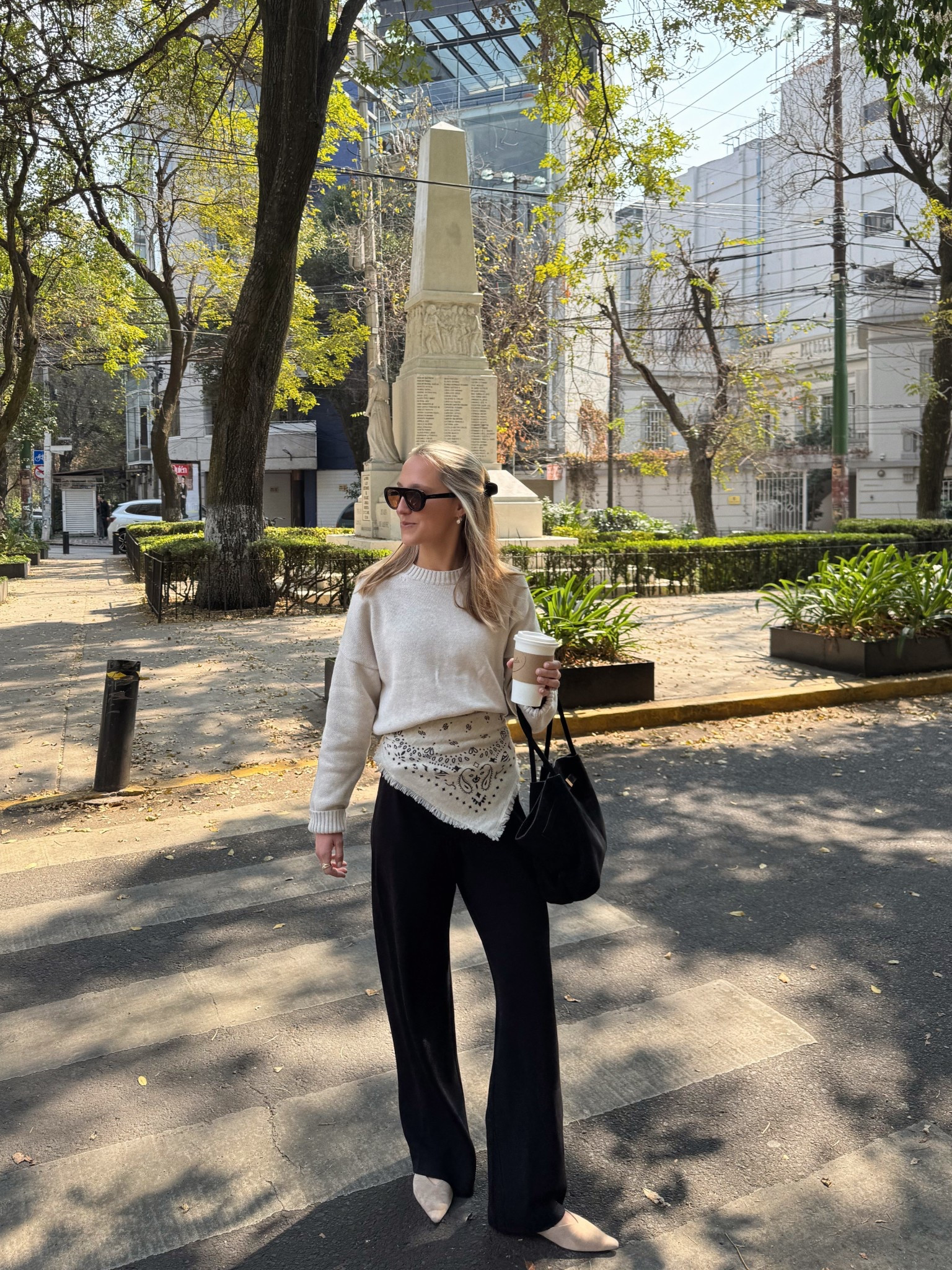 I am SO glad that I finally pulled the trigger on these pants and know I will wear them often … dressed up or down!! 

#LTKWorkwear #LTKootd #LTKgrwm