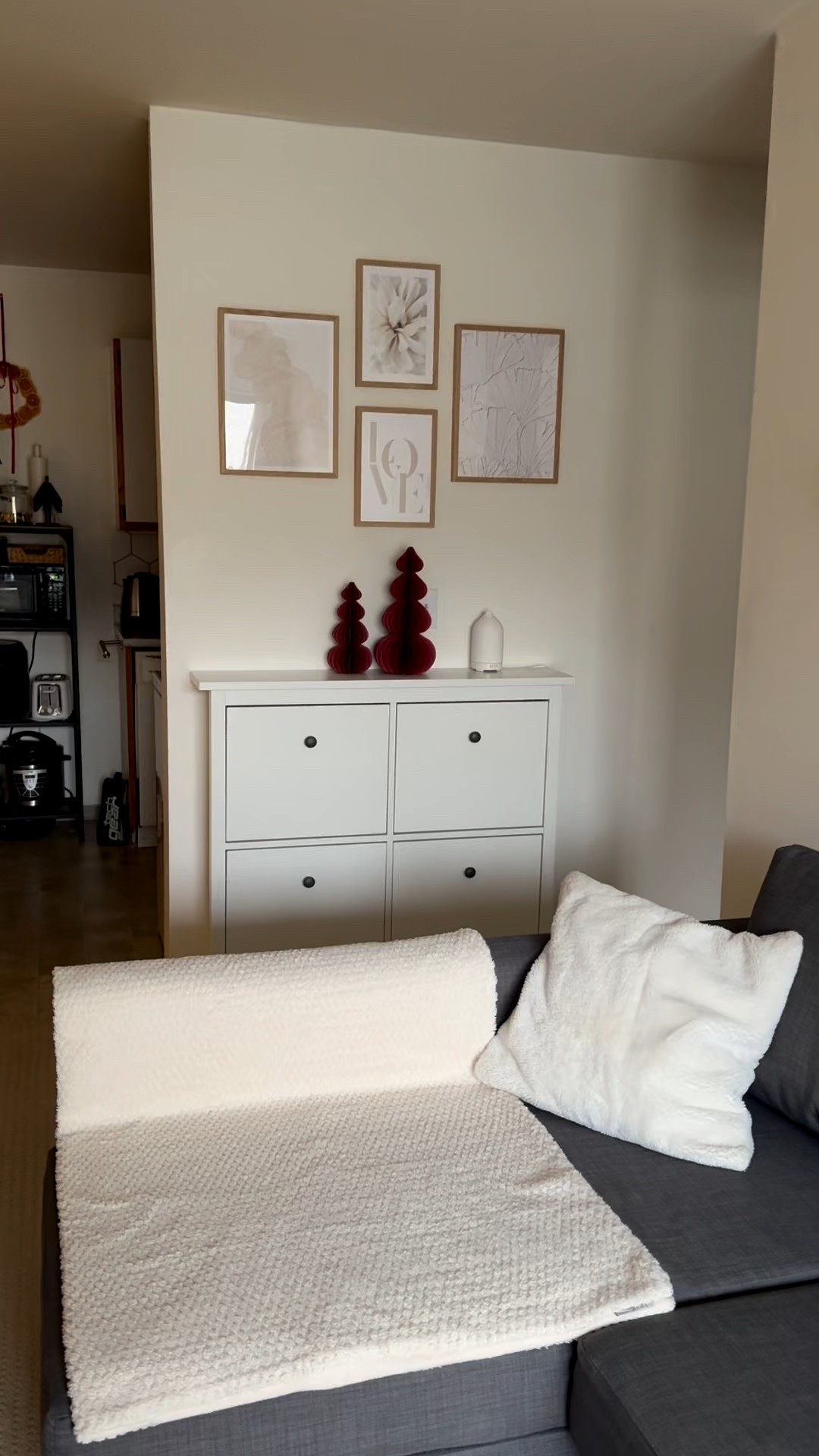 Cozy corner refresh for the holidays ✨
Linked my wall art, holiday decor, and a few cozy home finds.

Gifts for All (20% off basket) + 30% off Sephora Collection.
#ad #LTKholiday


#LTKHoliday #LTKSeasonal #LTKHome