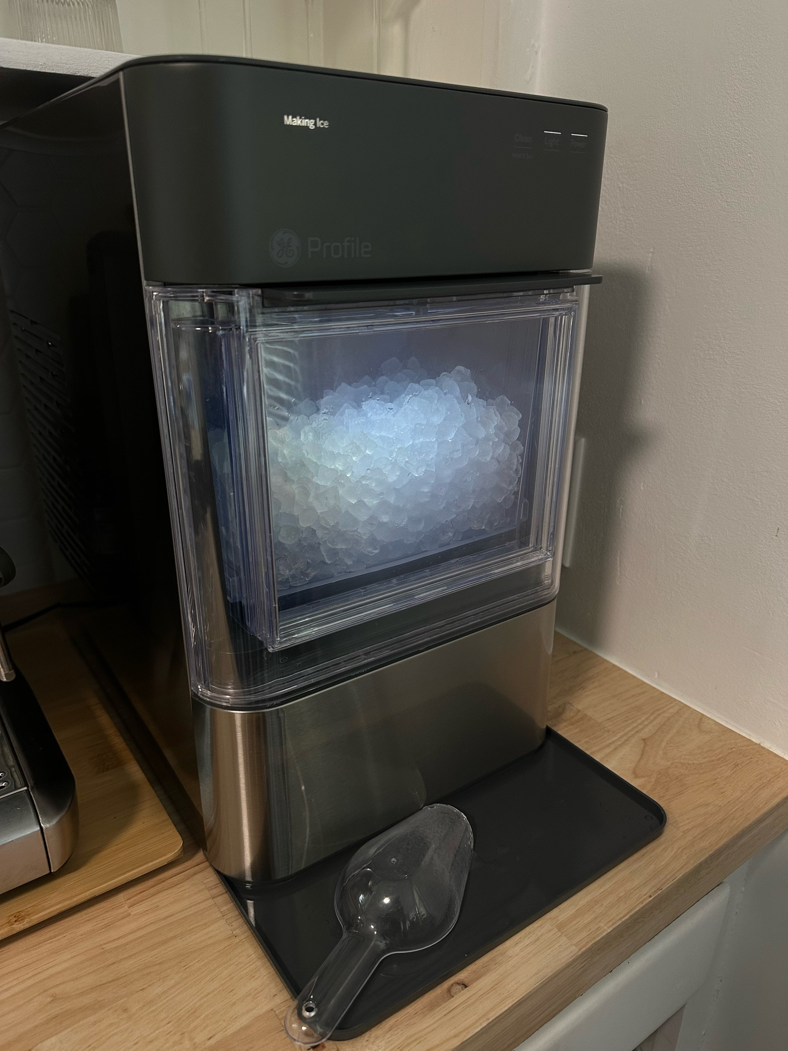 The GE Profile nuggets ice maker is on sale at Target!🧊🎯

#LTKSaleAlert #LTKHome #LTKMostLoved