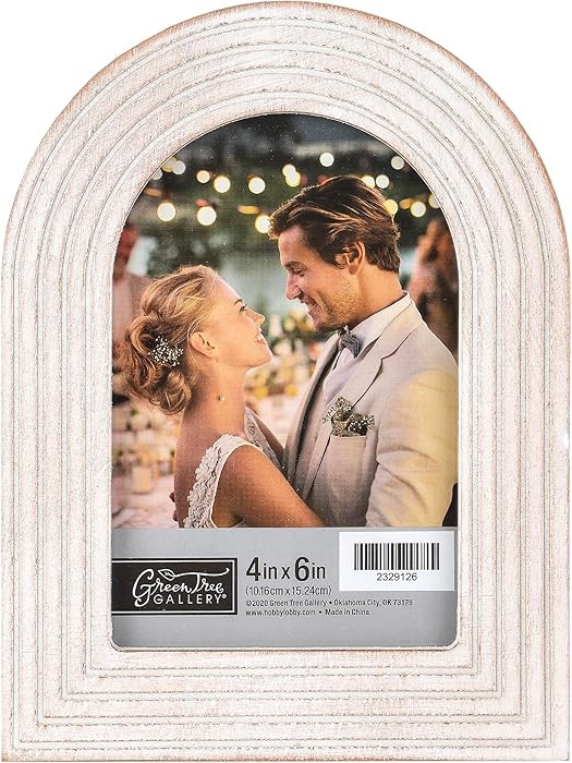 Green Tree Gallery 4 x 6 Arched Picture Frame for Tabletop, Mantle, Grooved White Wood Picture Fr... | Amazon (US)