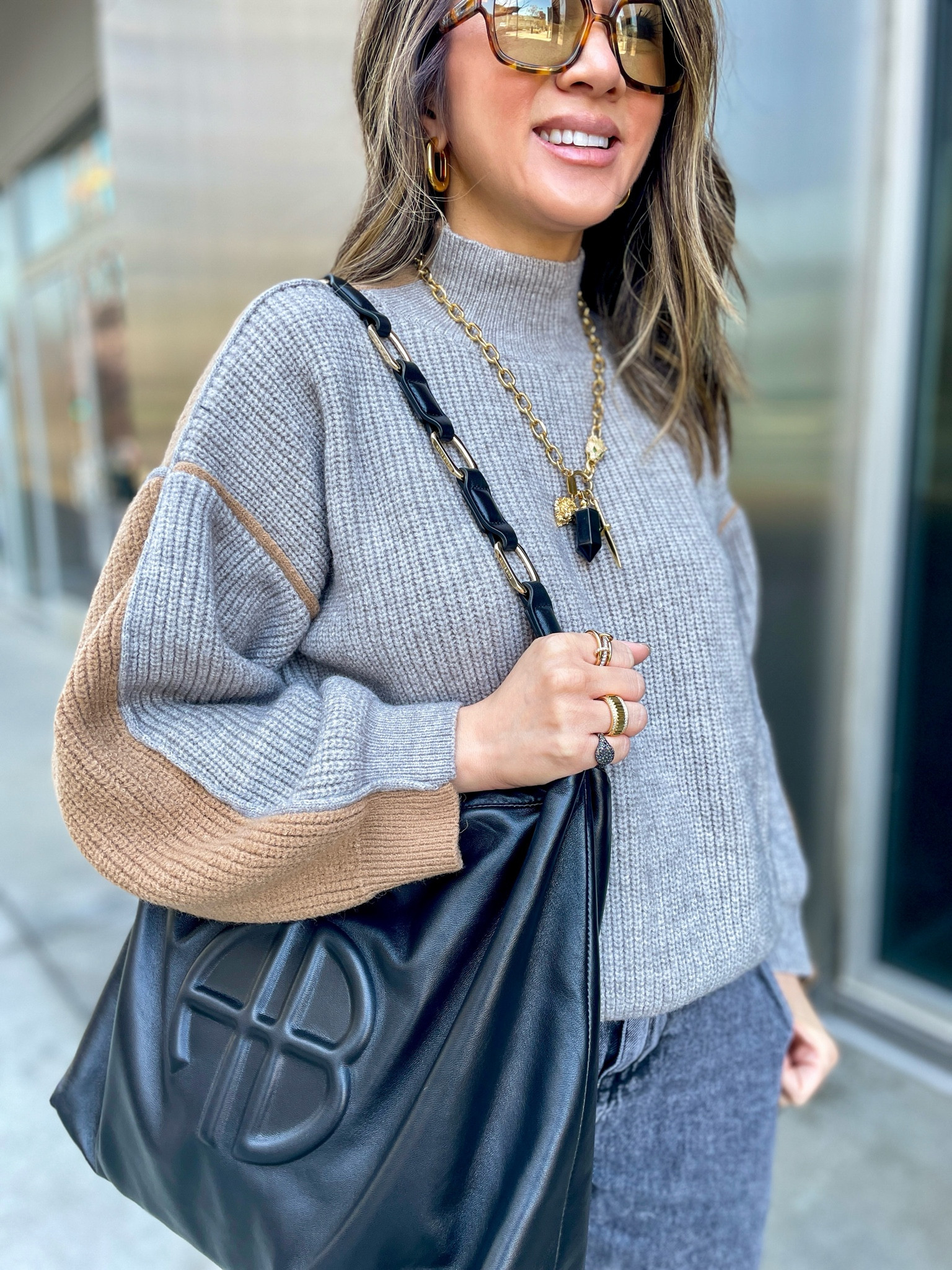 I found my favorite tote bag on sale! 🚨 My most favorite purchase so far this year—this shoulder bag is so chic and luxe! Perfect for every day, work and travel. She’s so roomy inside. I added my clear plastic bag inside to keep all the little things organized. Reasonably priced for a designer purse. Use code: TAKE20. Sharing a few other items I love on sale too. 

Shoulder bag, tote bag, shoulder purse, purse, designer purse, work bag, every day bag, every day purse, Anine Bing, The Stylizt 



#LTKSaleAlert #LTKWorkwear #LTKItBag