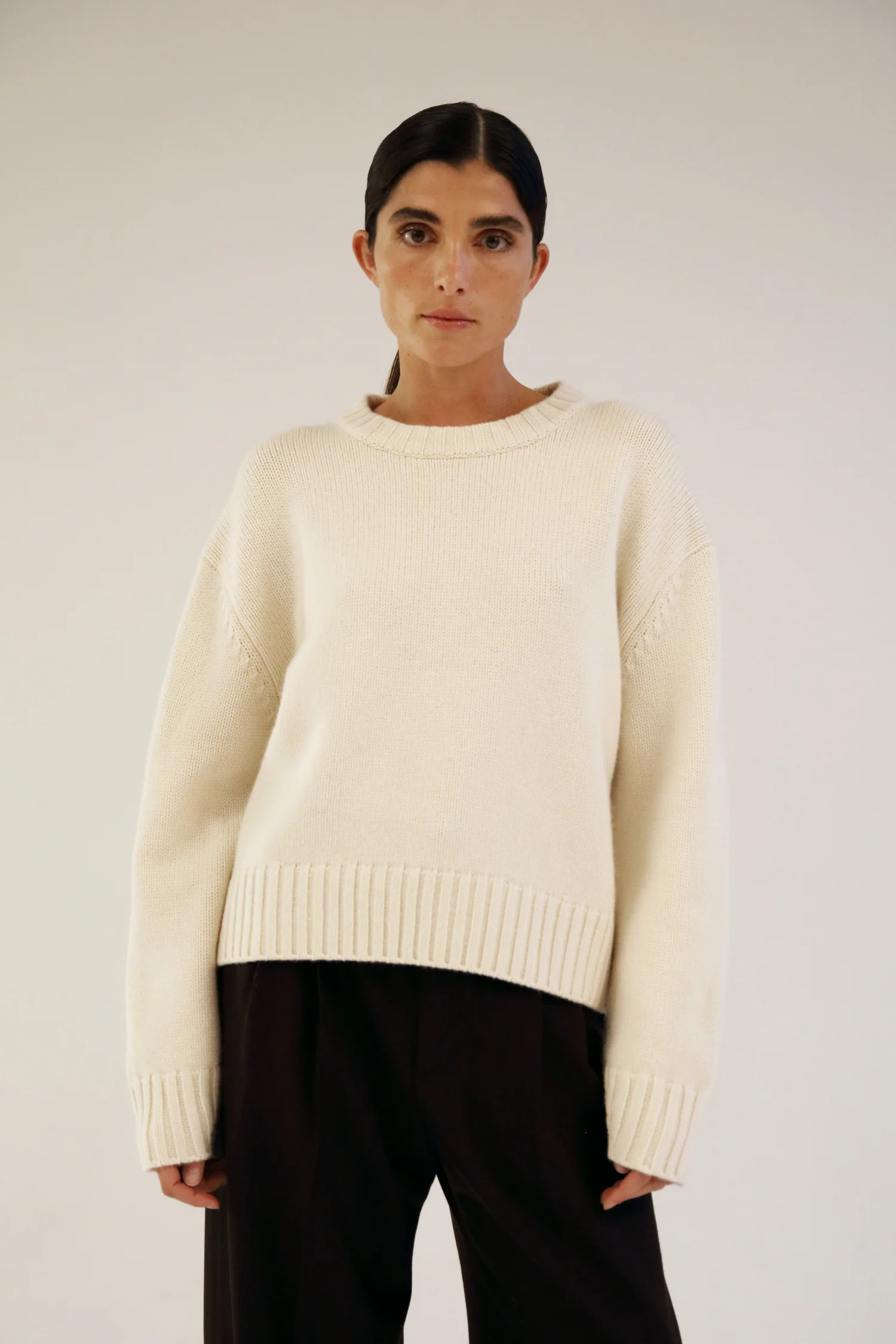 Cru Crewneck Sweater, cream | Almada Label