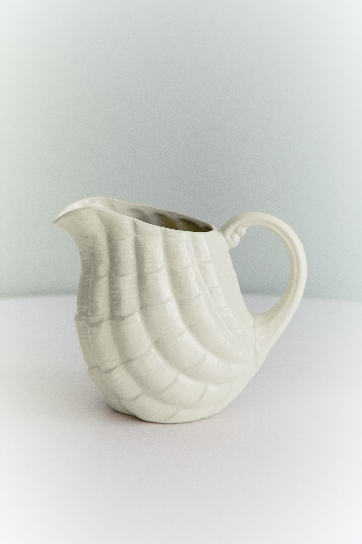 Stoneware jug | H&M (US + CA)