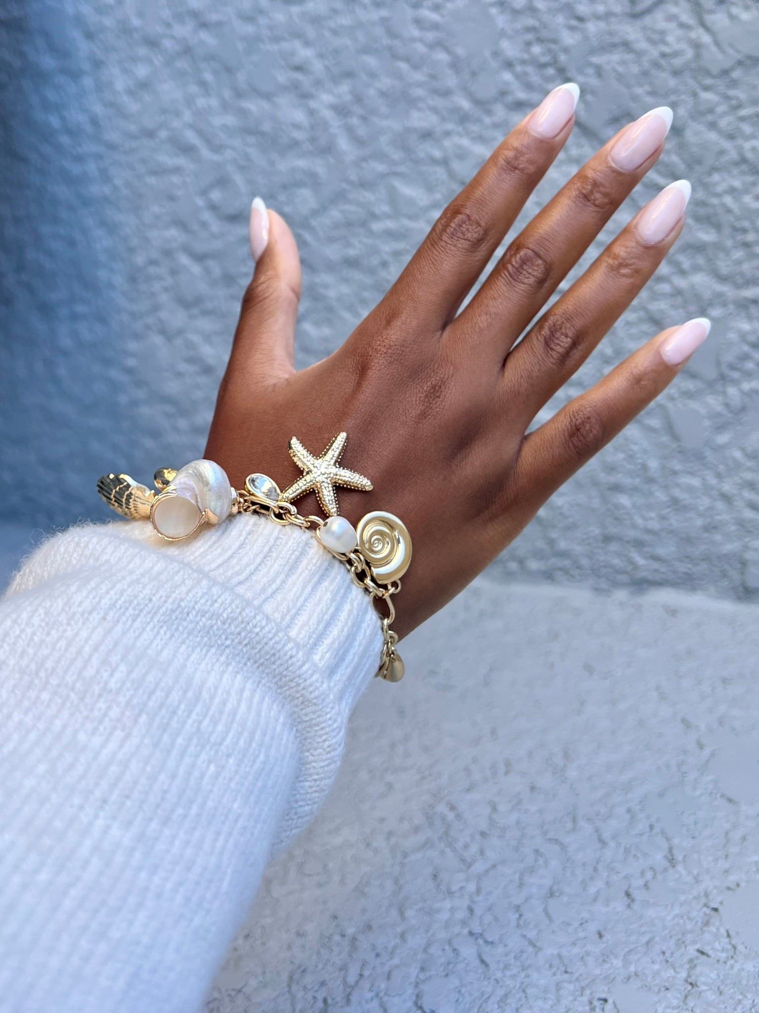 New obsession 🐚

#LTKGiftGuide #LTKFindsUnder100 #LTKSeasonal