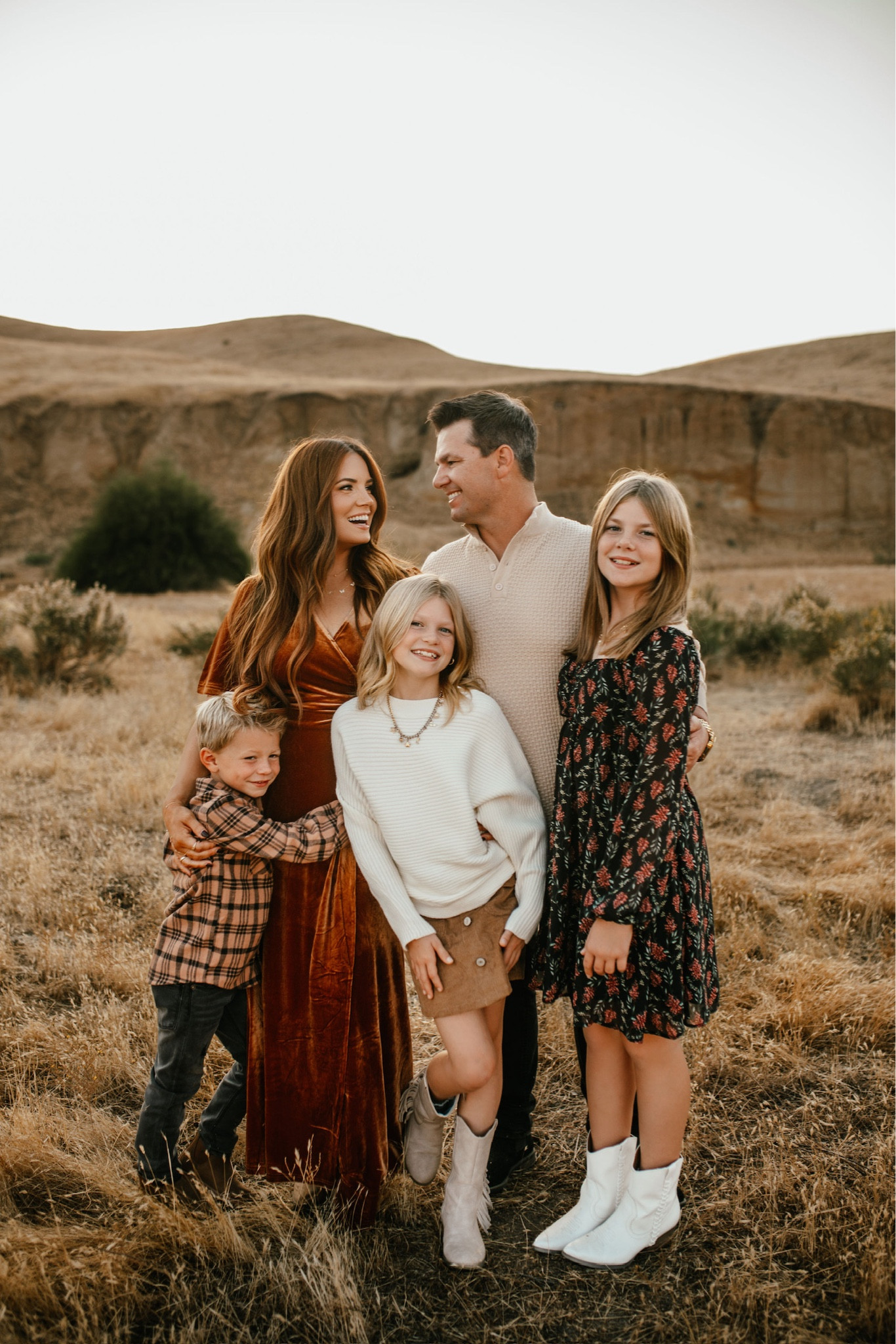 Here’s some fall family photo outfit ideas! 

#LTKKids #LTKStyleTip #LTKFamily