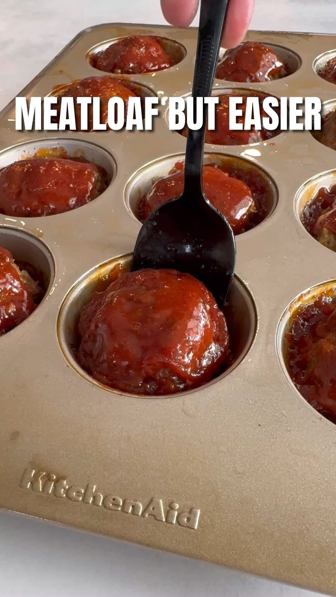 Mini meatloaf muffins made easy. #LTKHome #LTKunder50 #LTKKitchen #minimeatloaf #muffintinrecipes #easyfamilydinner #kidfriendlymeals #mealprep